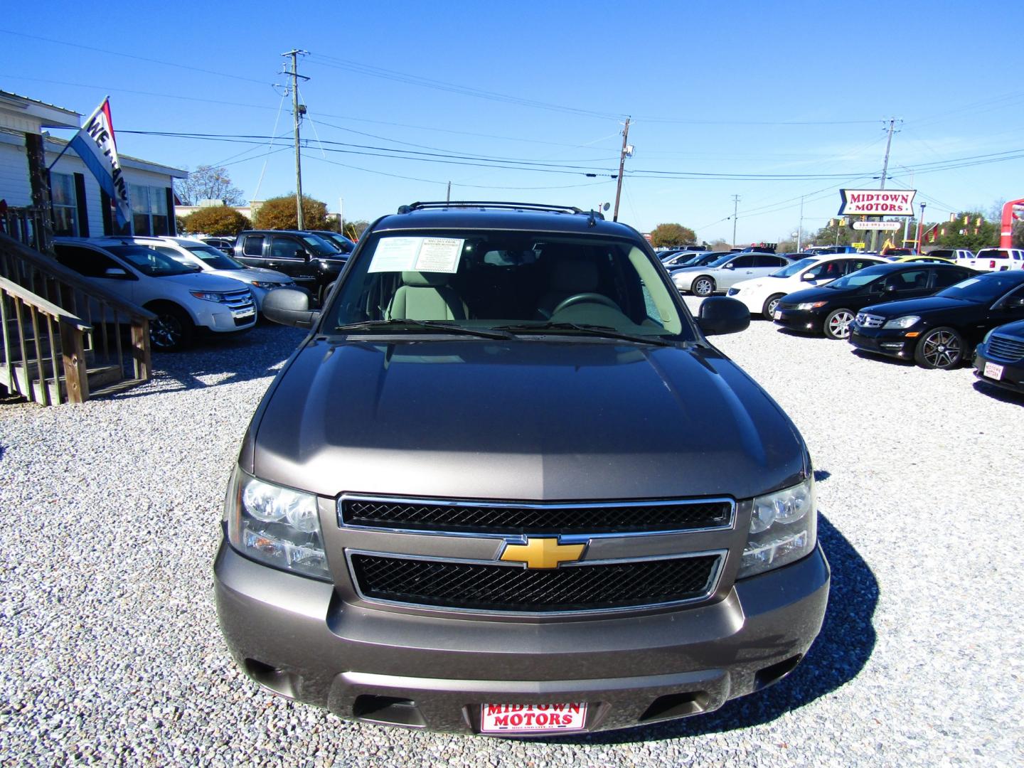 2012 Brown /Tan Chevrolet Tahoe (1GNSCAE07CR) , Automatic transmission, located at 15016 S Hwy 231, Midland City, AL, 36350, (334) 983-3001, 31.306210, -85.495277 - Photo#1